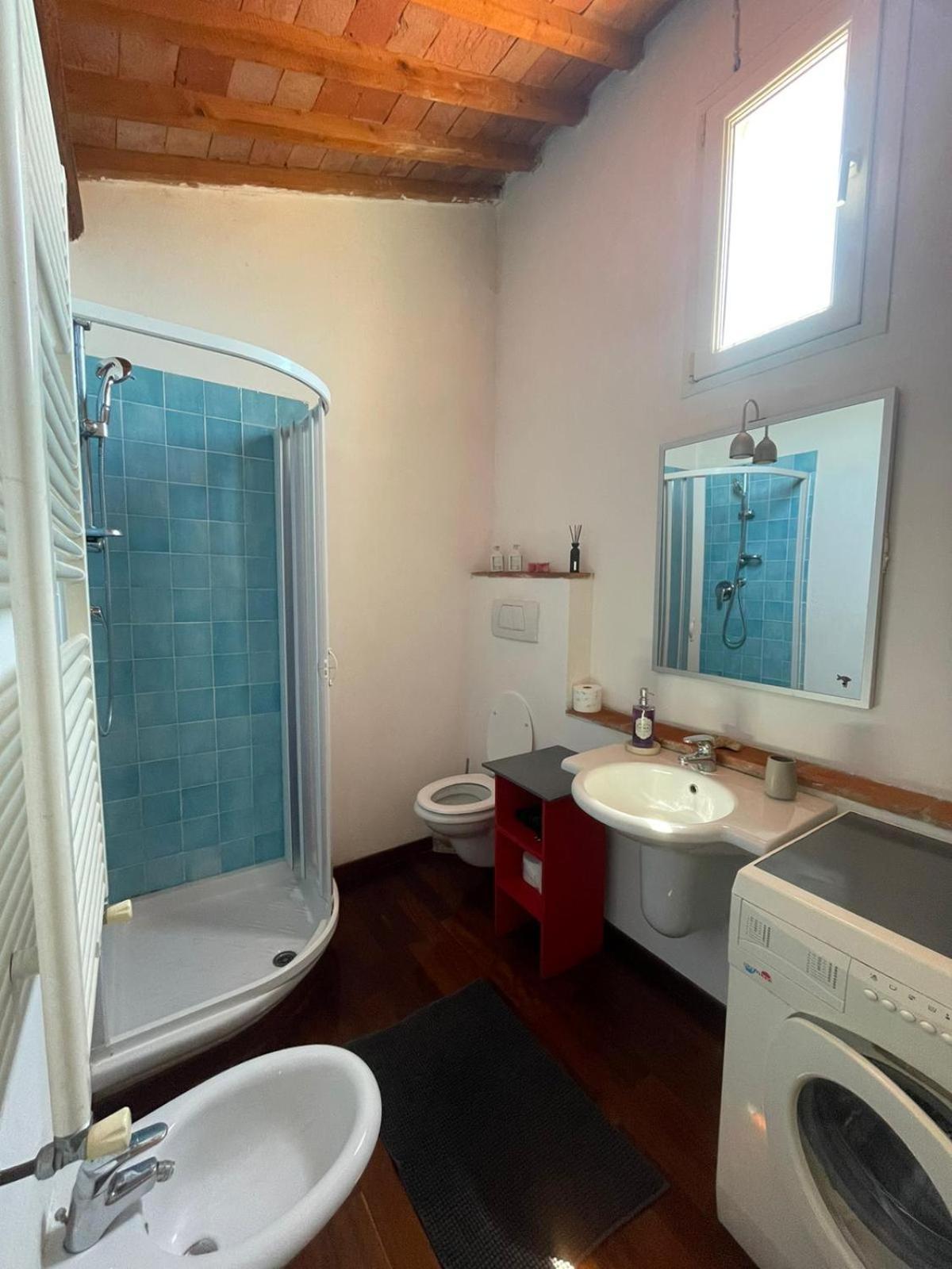 La Finestra Sul Porto Apartment Livorno Exterior photo
